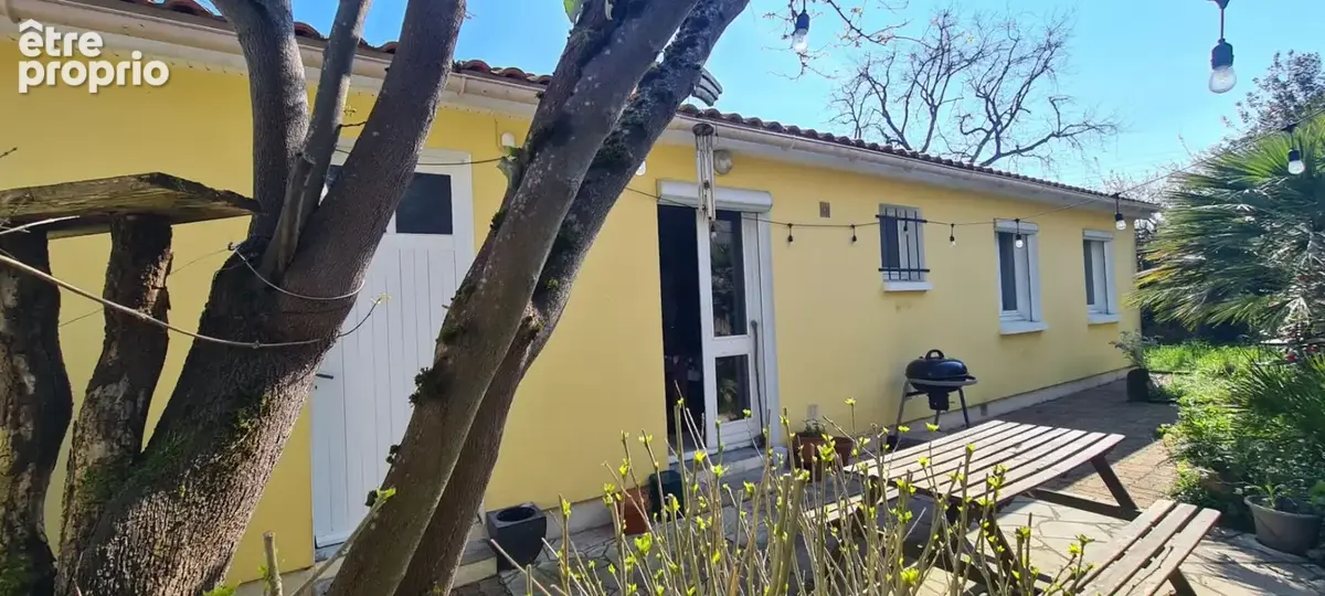 Maison Clisson 5 P . 3 Chs . Bureau . 81.29 M² . T 377 M² . Terrasse . Garage - photo 3
