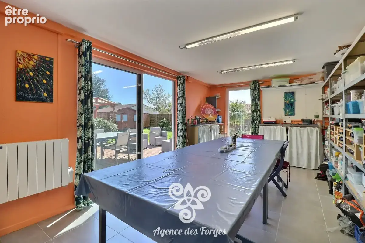 Maison de plain-pied de 203m² - 4 chambres + bureau - Le Landreau - photo 18