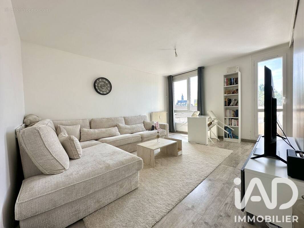 Photo 1 - Appartement à CORBEIL-ESSONNES