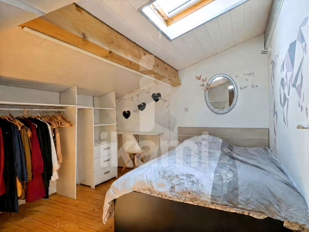 Maison 94 m2   5 chambres possibles   2 garages - Panneaux solaires - photo 8