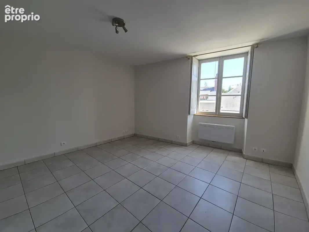 Vente - immeuble de rapport en bon etat - coeur de ville de sable- sur- sarthe - photo 2
