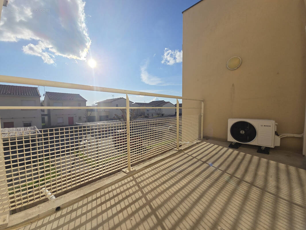 Appartement à CASTELGINEST