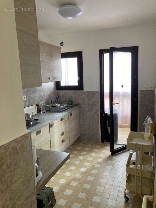 Appartement à SIX-FOURS-LES-PLAGES