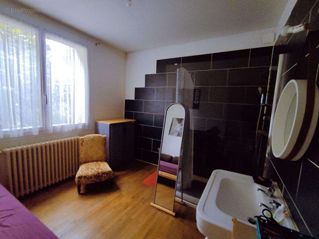 Maison à CHATELLERAULT