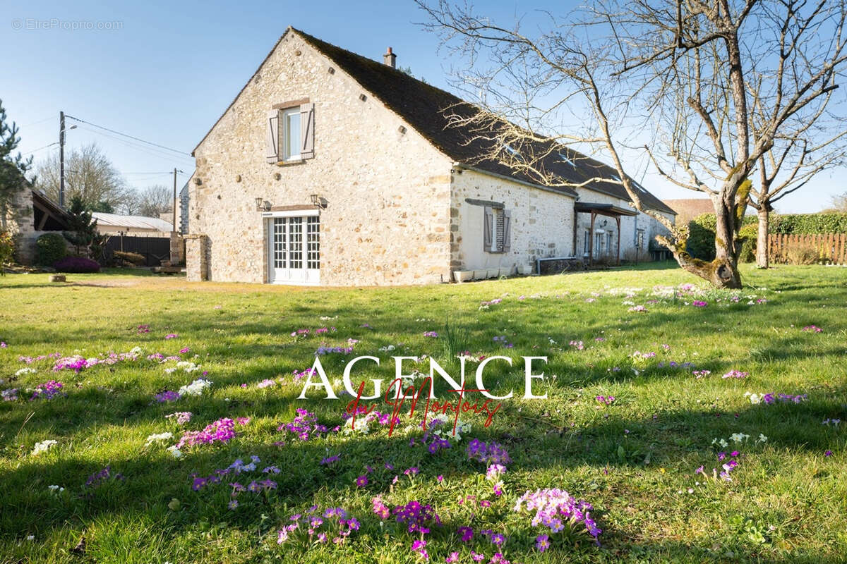 Maison à DONNEMARIE-DONTILLY