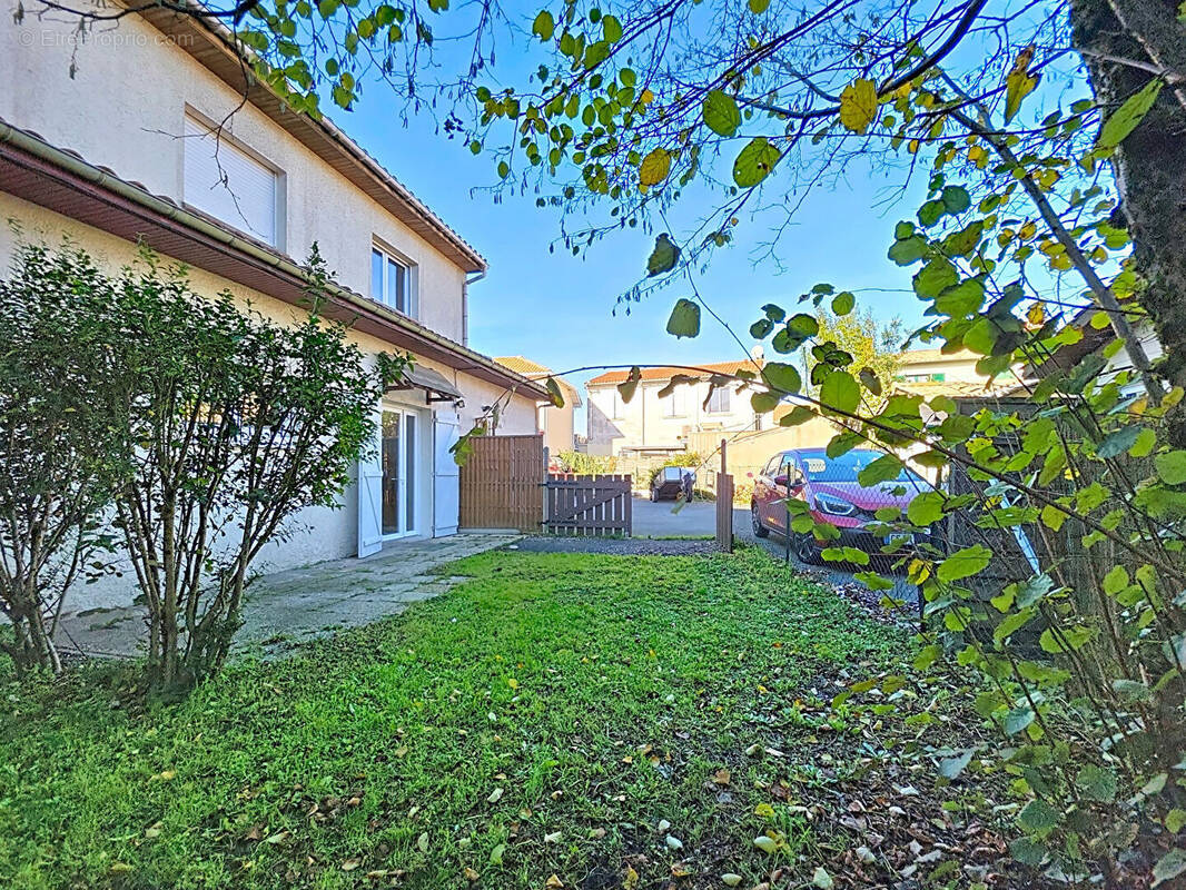 Appartement à CANEJAN