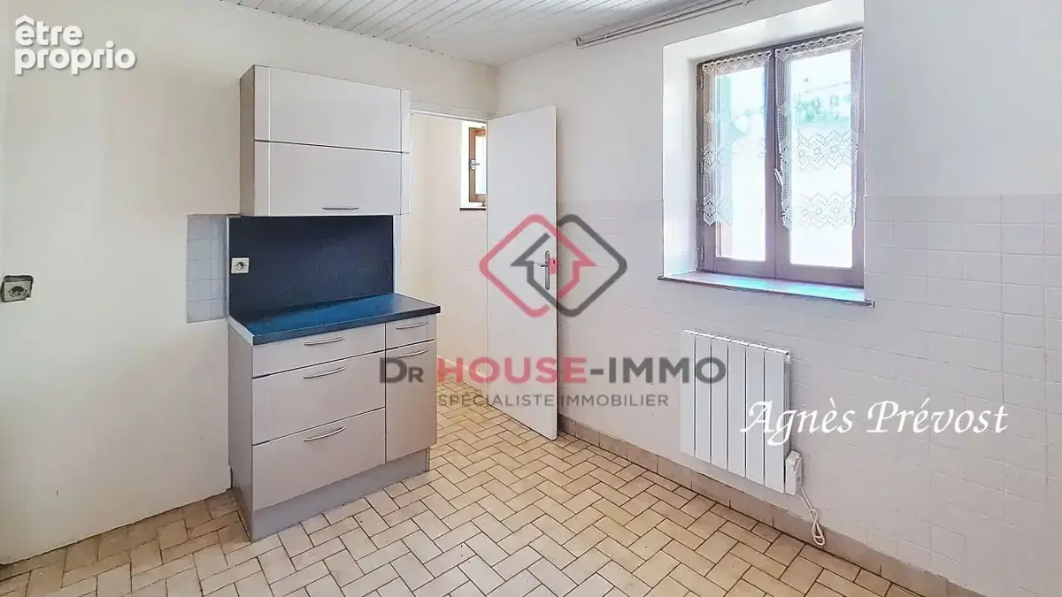 Maison 93 m² à Trevoux  - photo 4