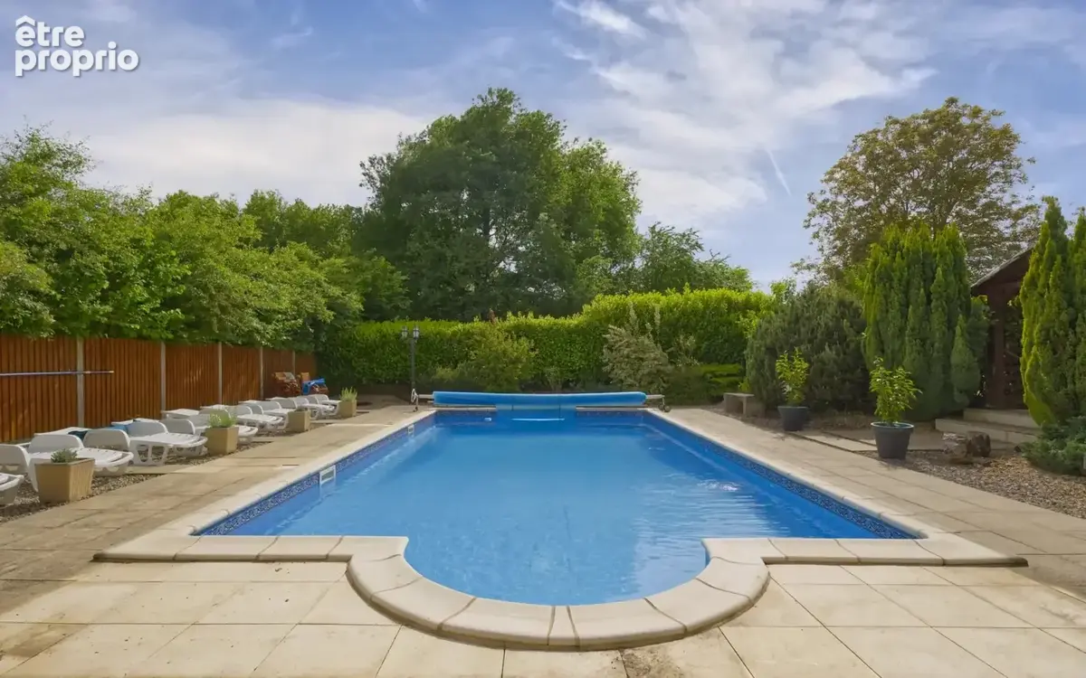 Superbe grande maison en pierre de 5 chambres avec piscine chauffée - photo 5