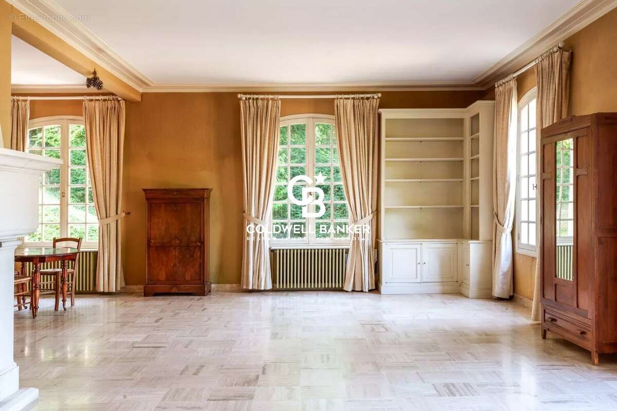 Maison à ROCHECORBON