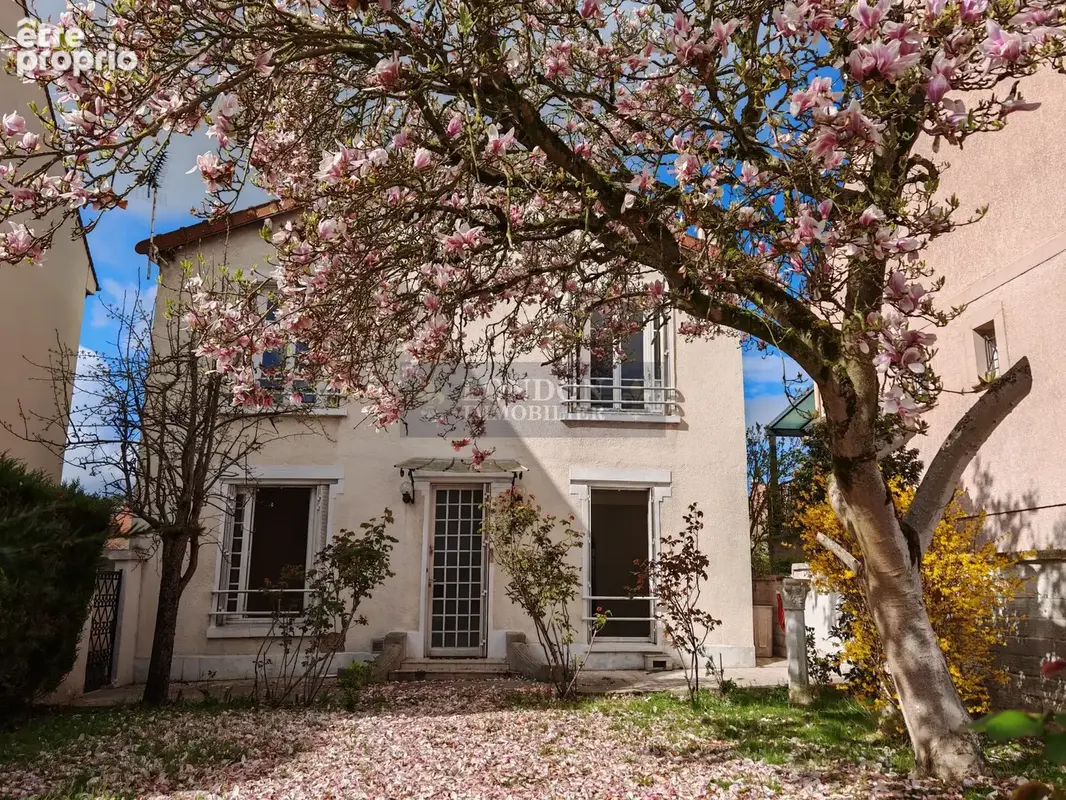 Maison à VERSAILLES