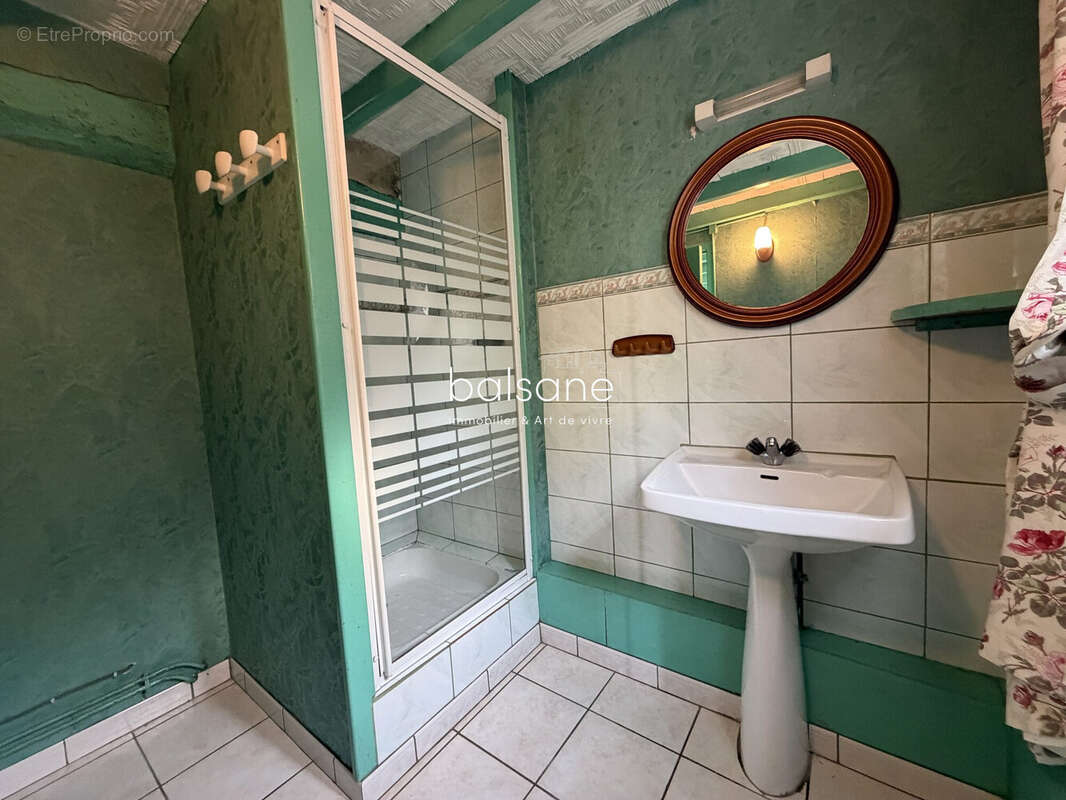 Maison 103 m² à Sassetot-Le-Malgarde  - photo 8
