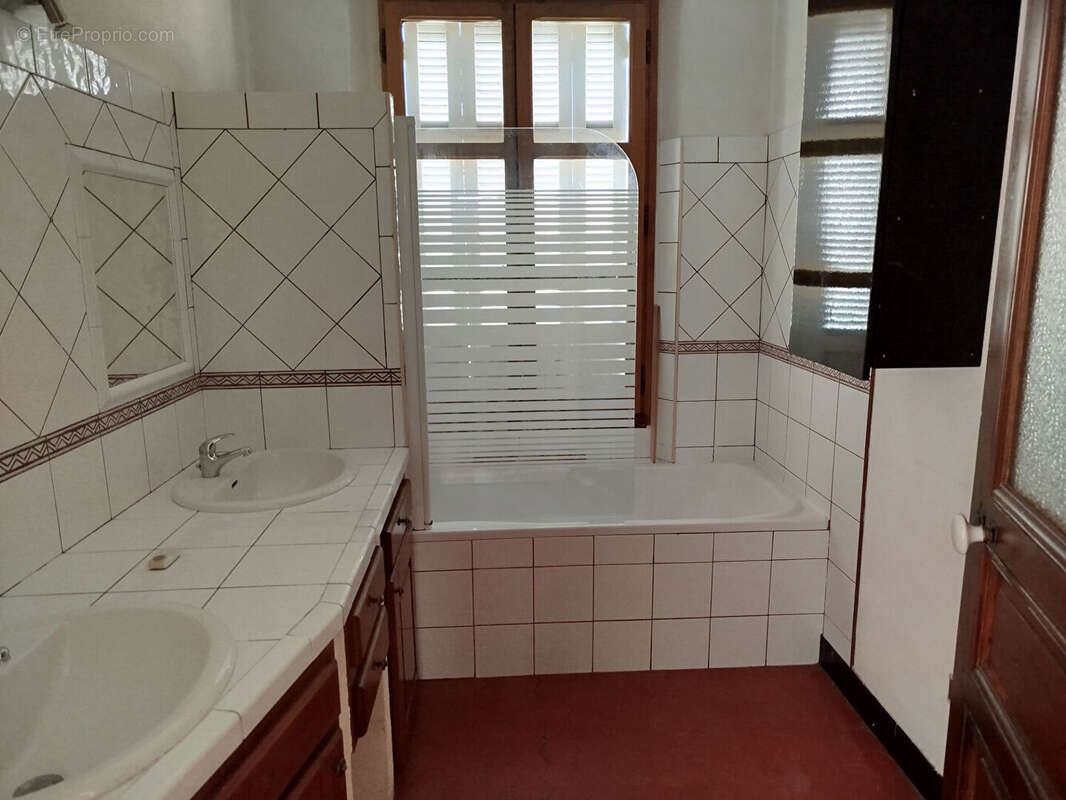 Maison  5 pièce(s) 150 m2 - photo 8