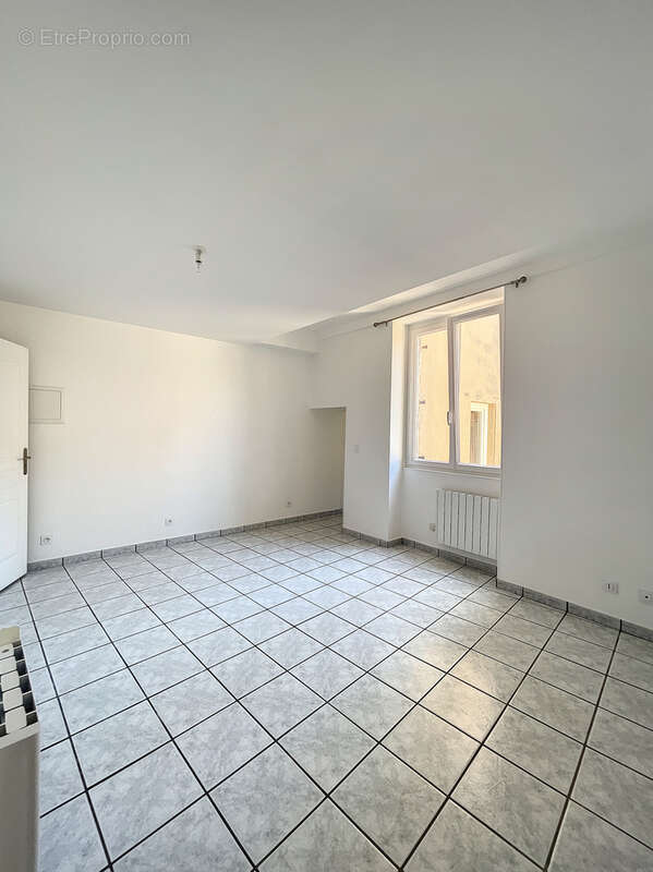 Appartement à NEUVILLE-SUR-SAONE