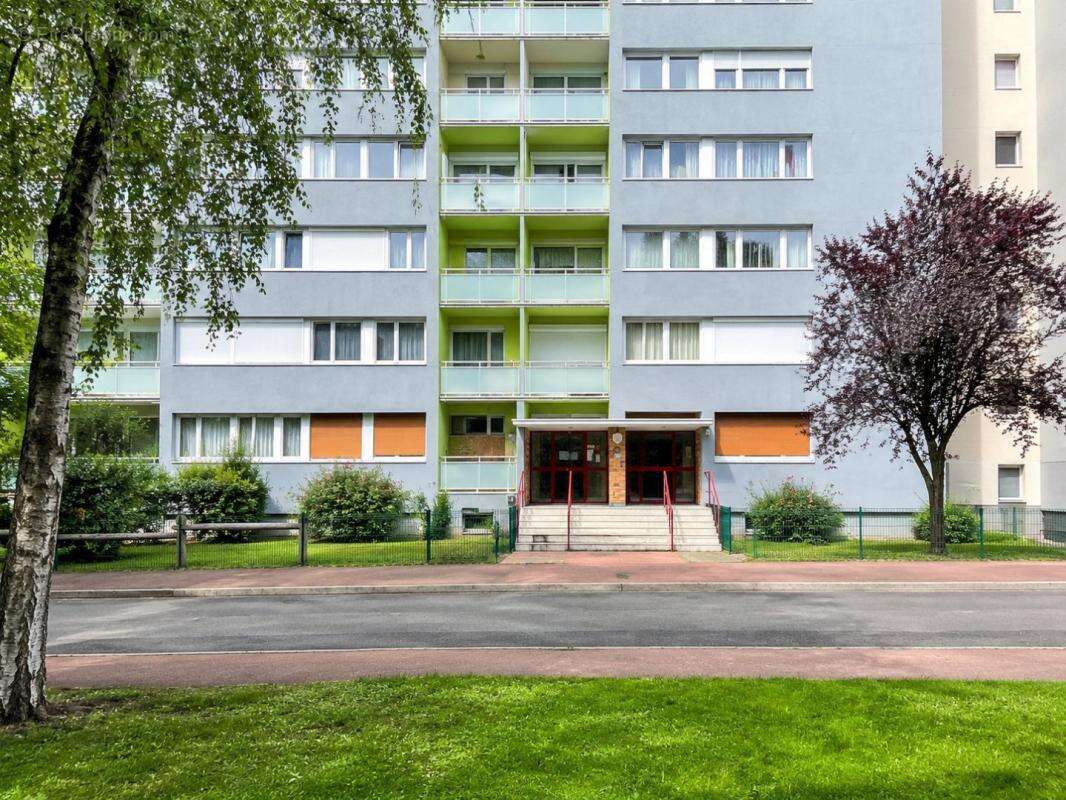 Appartement à RIS-ORANGIS