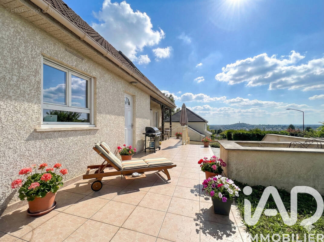 Photo 1 - Maison à LINAS