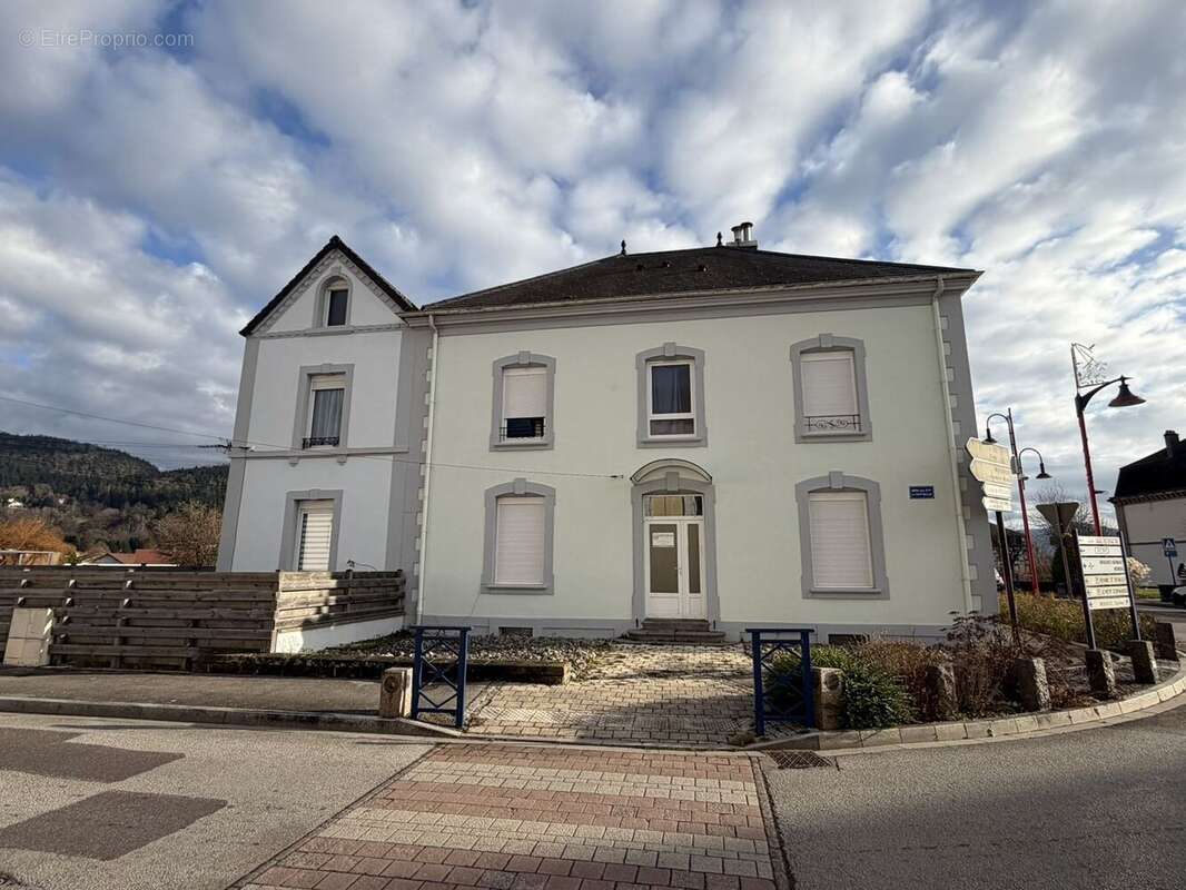 Appartement à SAINT-ETIENNE-LES-REMIREMONT