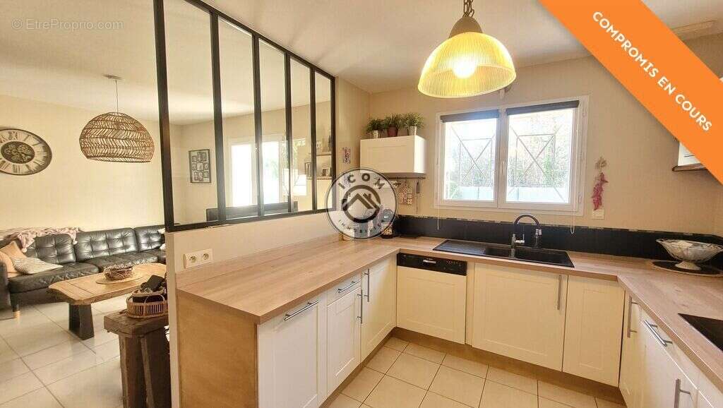 Maison à SAINT-PIERRE-DU-MONT