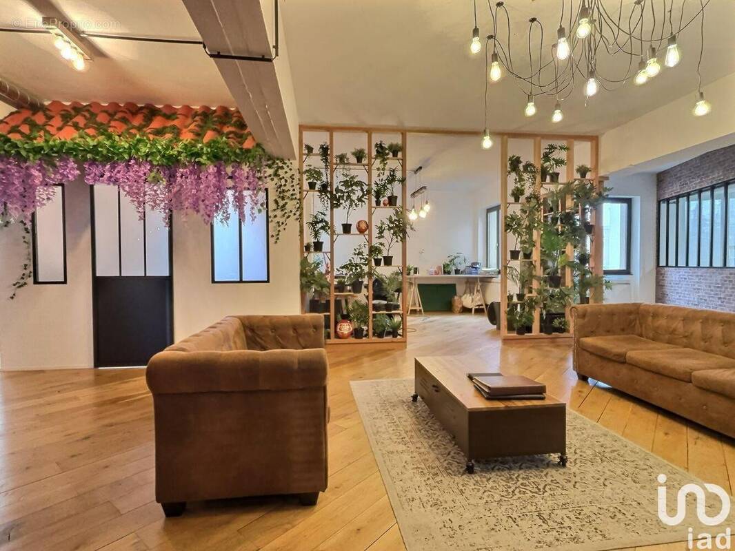 Photo 1 - Commerce à MULHOUSE