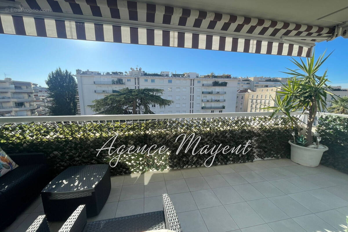 Appartement à CANNES