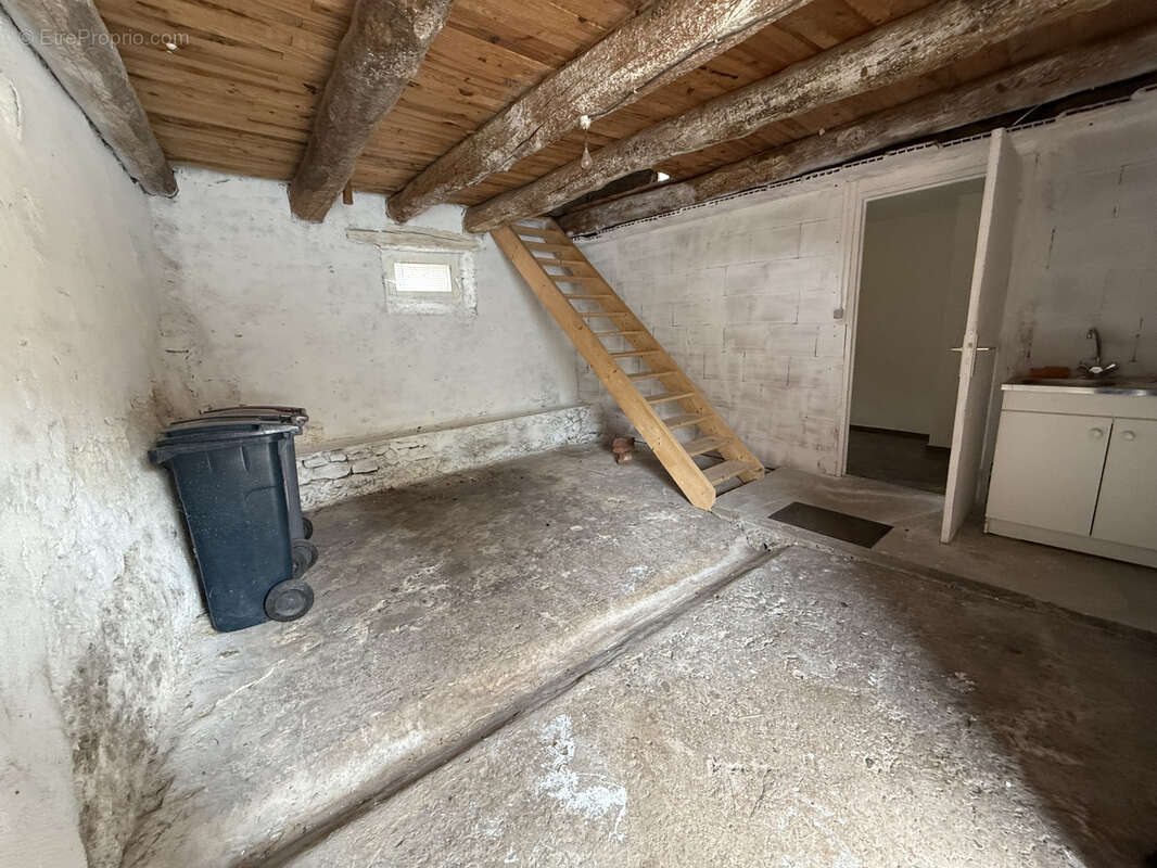 Maison à LAVAUDIEU