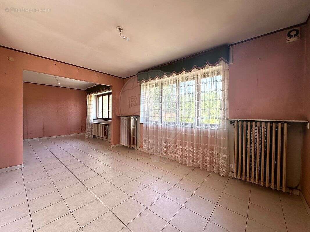 Maison à LORRY-LES-METZ