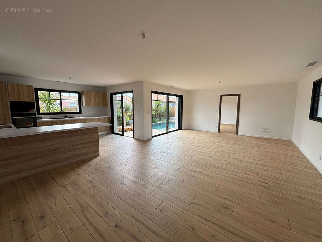 Maison à GUJAN-MESTRAS