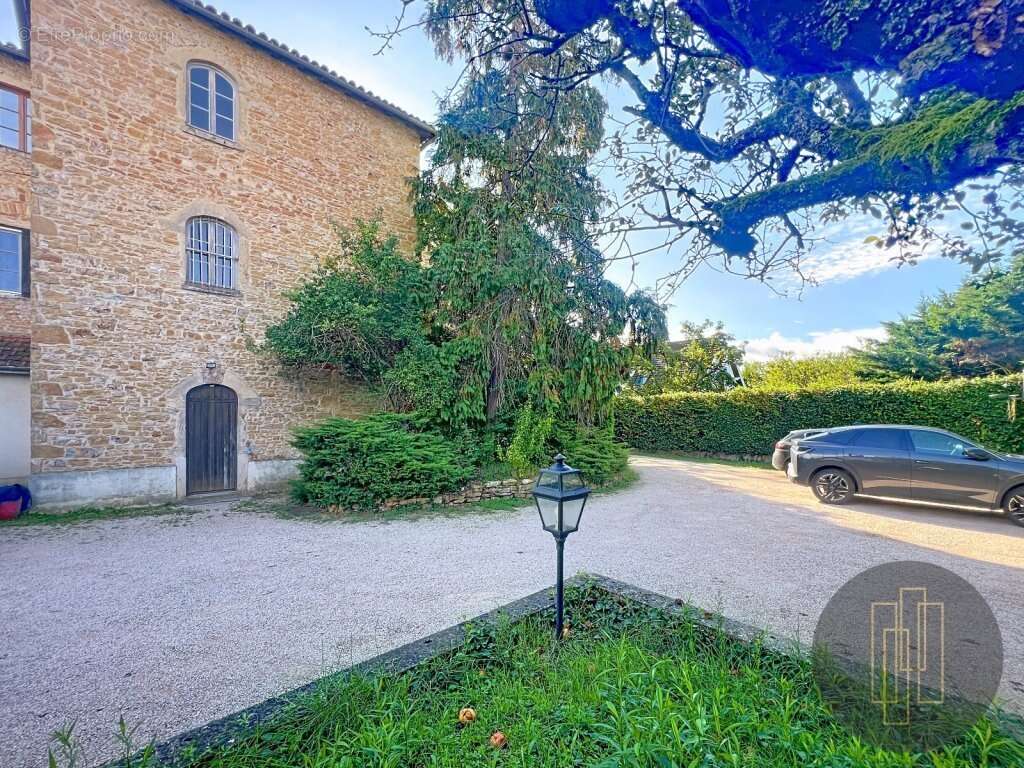 Appartement à LIMAS