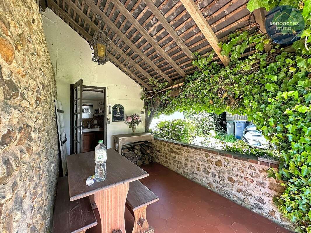 Maison à FAVIERES