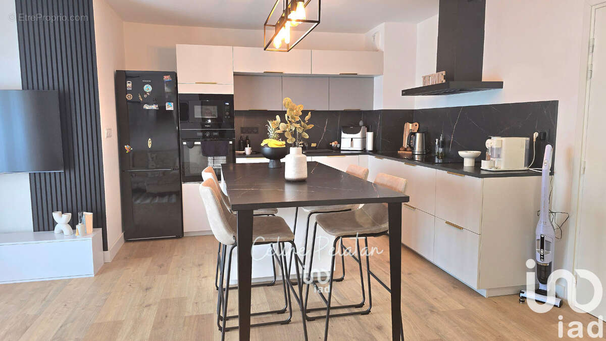 Photo 2 - Appartement à NIMES