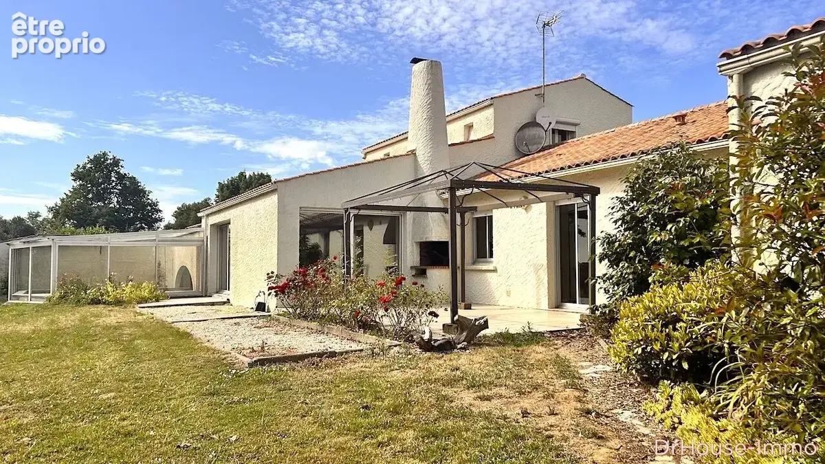Maison 13 pièces 276 m² à vendre à Mareuil-Sur-Lay-Dissais (85320) - photo 15