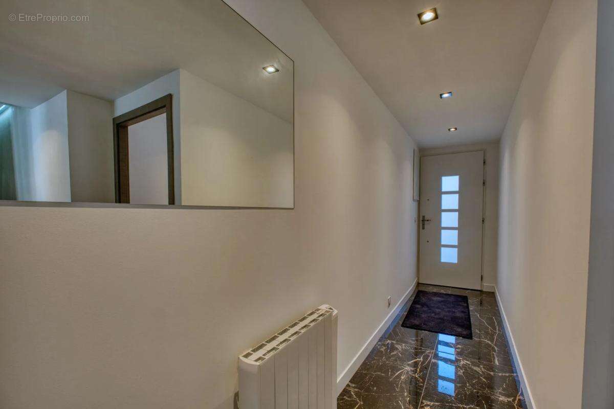 Maison à VAHL-LES-FAULQUEMONT