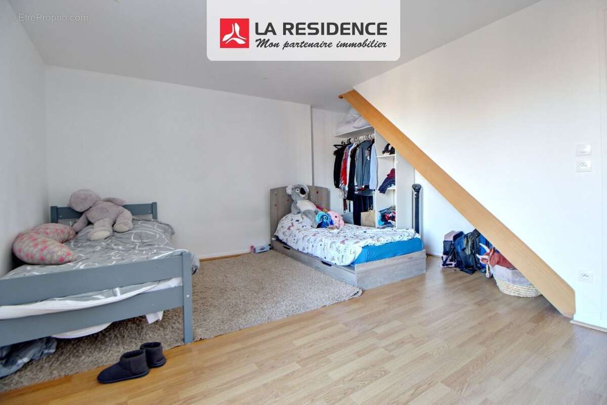 Maison à VERNEUIL-SUR-SEINE