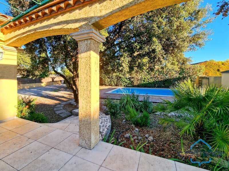 Maison à SUSSARGUES