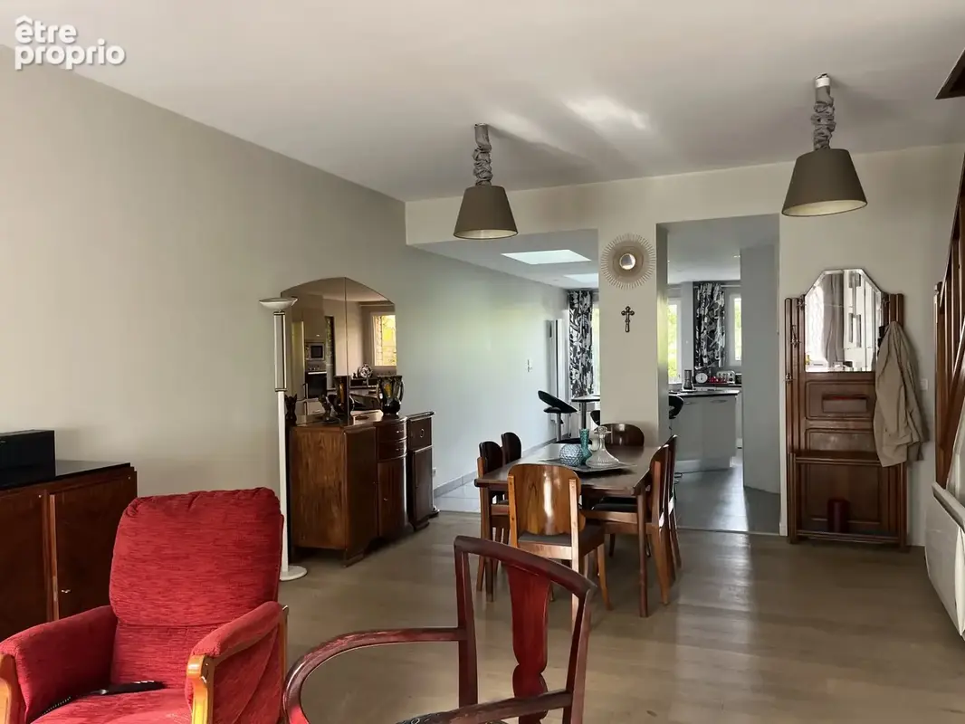 Maison 4 pièces 110 m² à vendre à Lille (59800) - photo 3
