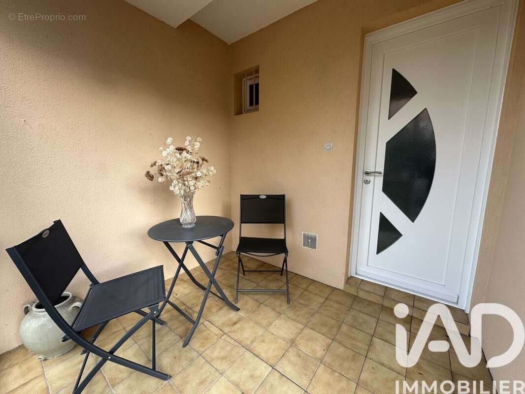 Photo 8 - Maison à PERIGNAT-LES-SARLIEVE