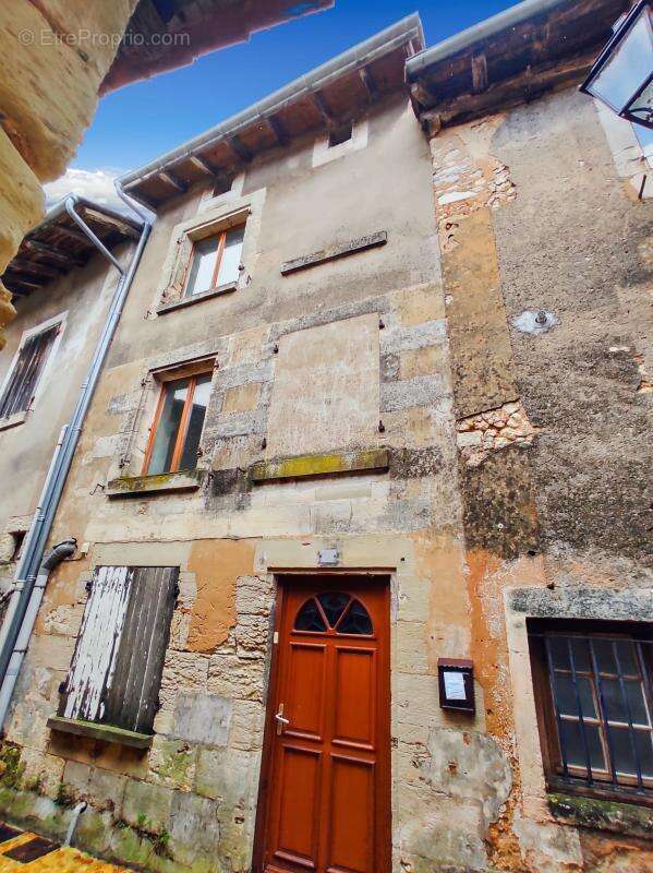 Appartement à SAINT-ASTIER