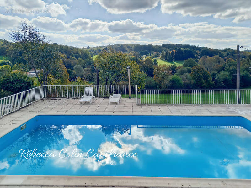 Maison à SAINT-CREPIN-D'AUBEROCHE