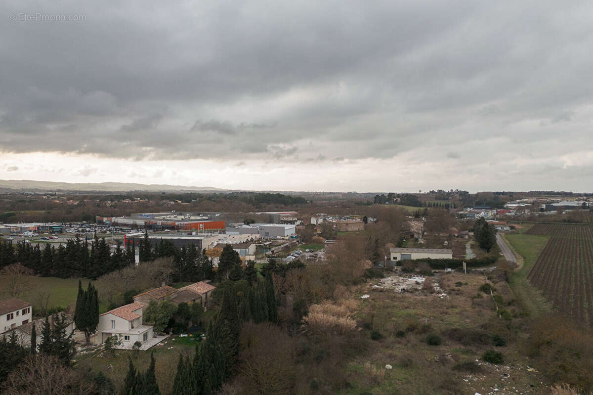 Terrain à CARCASSONNE
