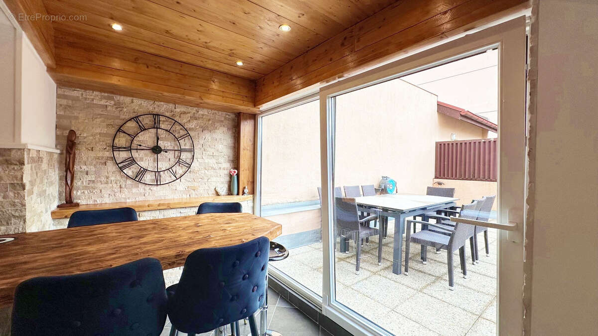 Appartement à SAINT-PIERRE-EN-FAUCIGNY