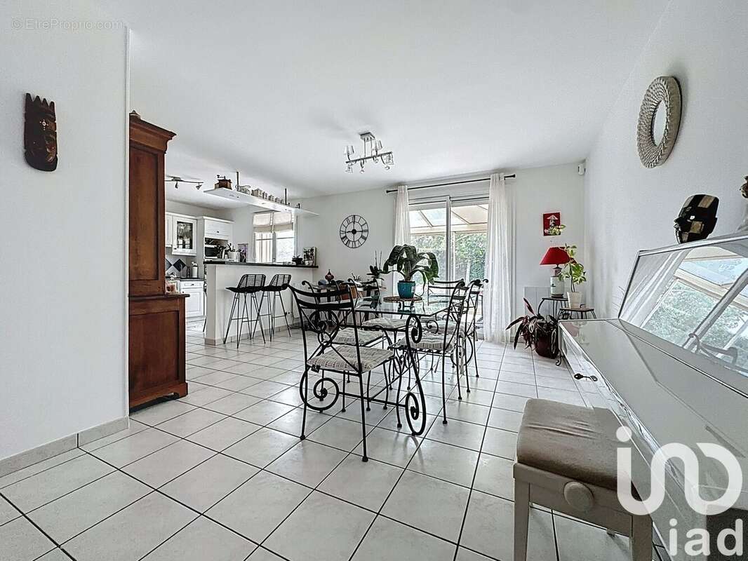 Photo 4 - Maison à OZOIR-LA-FERRIERE