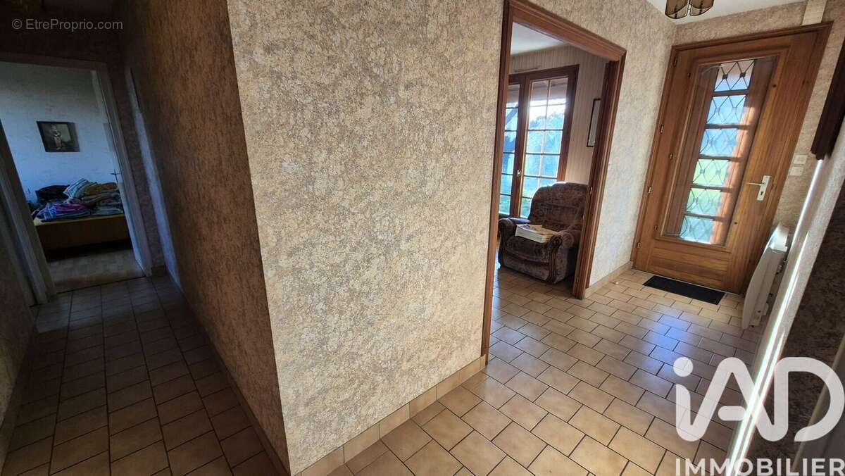 Photo 3 - Maison à LA TESSOUALLE