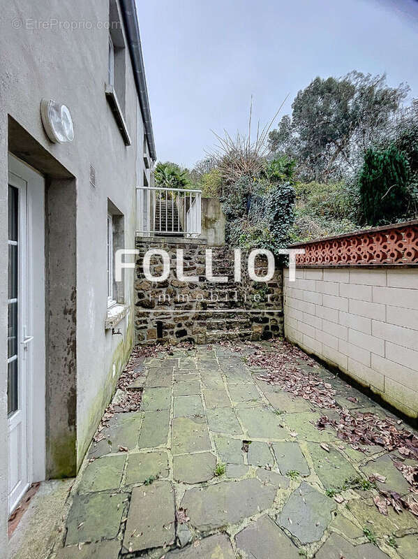 Maison à SAINT-JEAN-LE-THOMAS