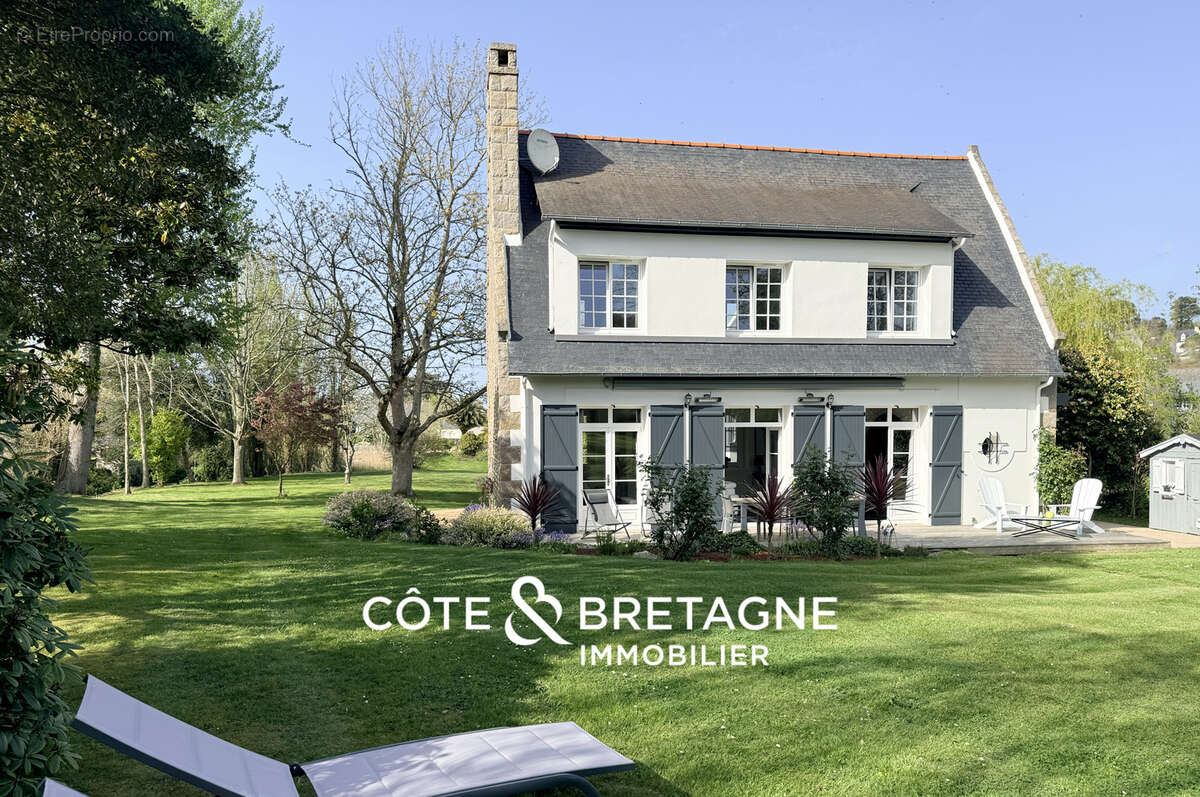 Maison à PLEUMEUR-BODOU