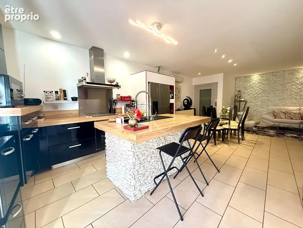 Maison de village de 90m² avec ascenseur, garage et terrasse - photo 8