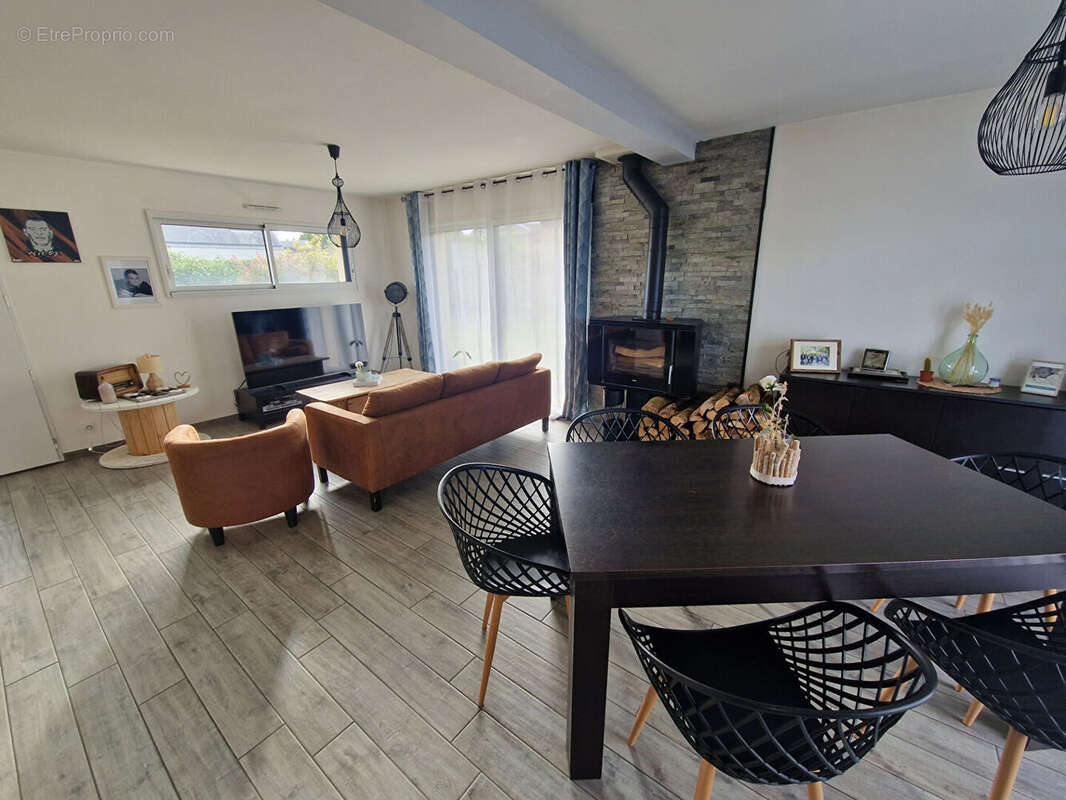 Maison à SAINTE-COLOMBE