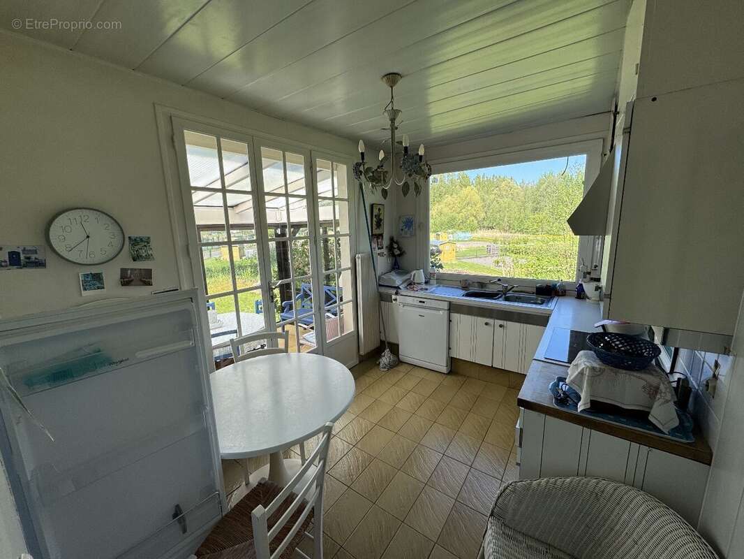 Pavillon individuel sur terrain de 2442 m² - photo 19