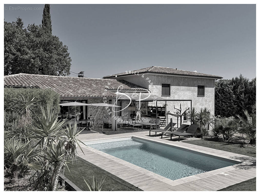 Maison à DRAGUIGNAN