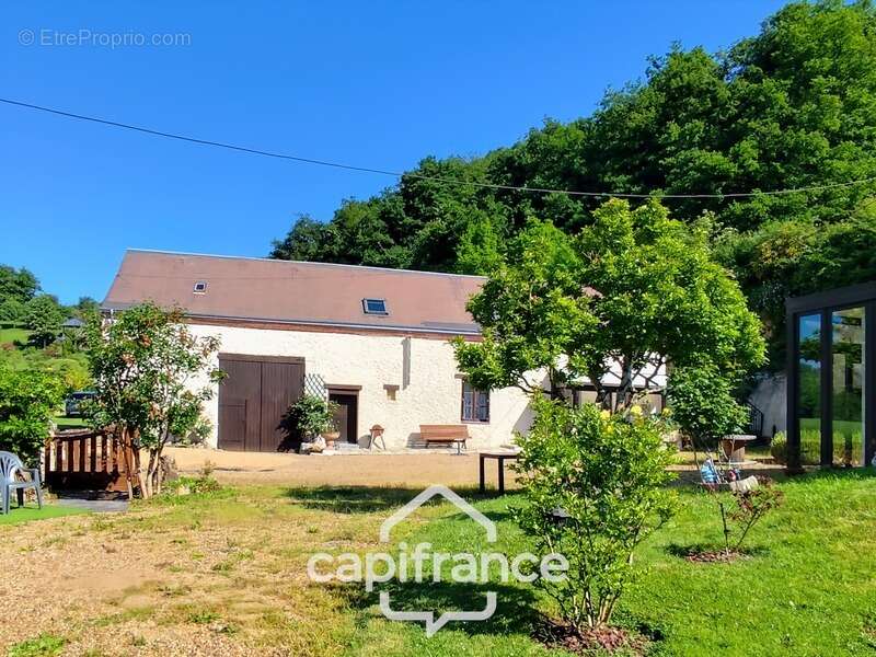 Maison à SAVIGNY-SUR-BRAYE