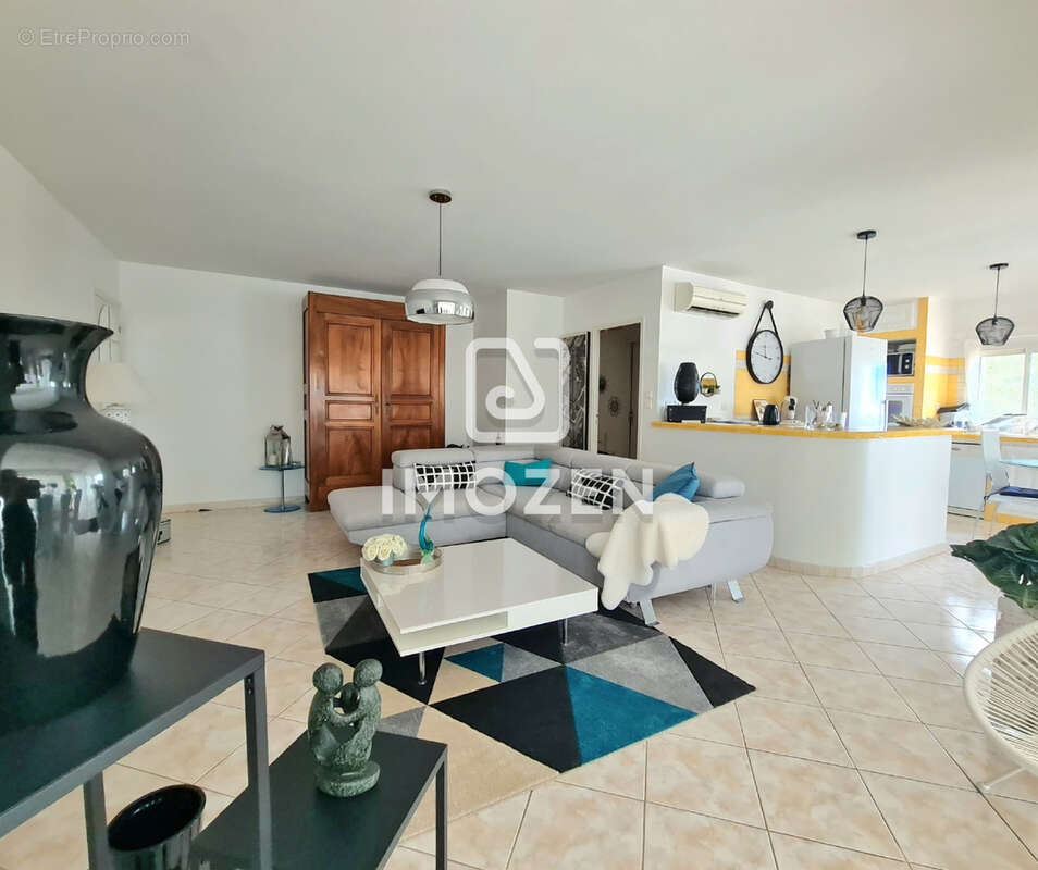 Appartement à BRIGNOLES