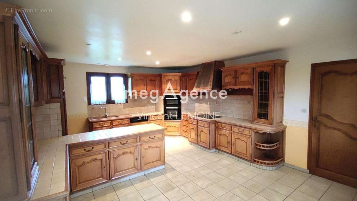 Maison à SAINT-AUBIN-DES-PREAUX